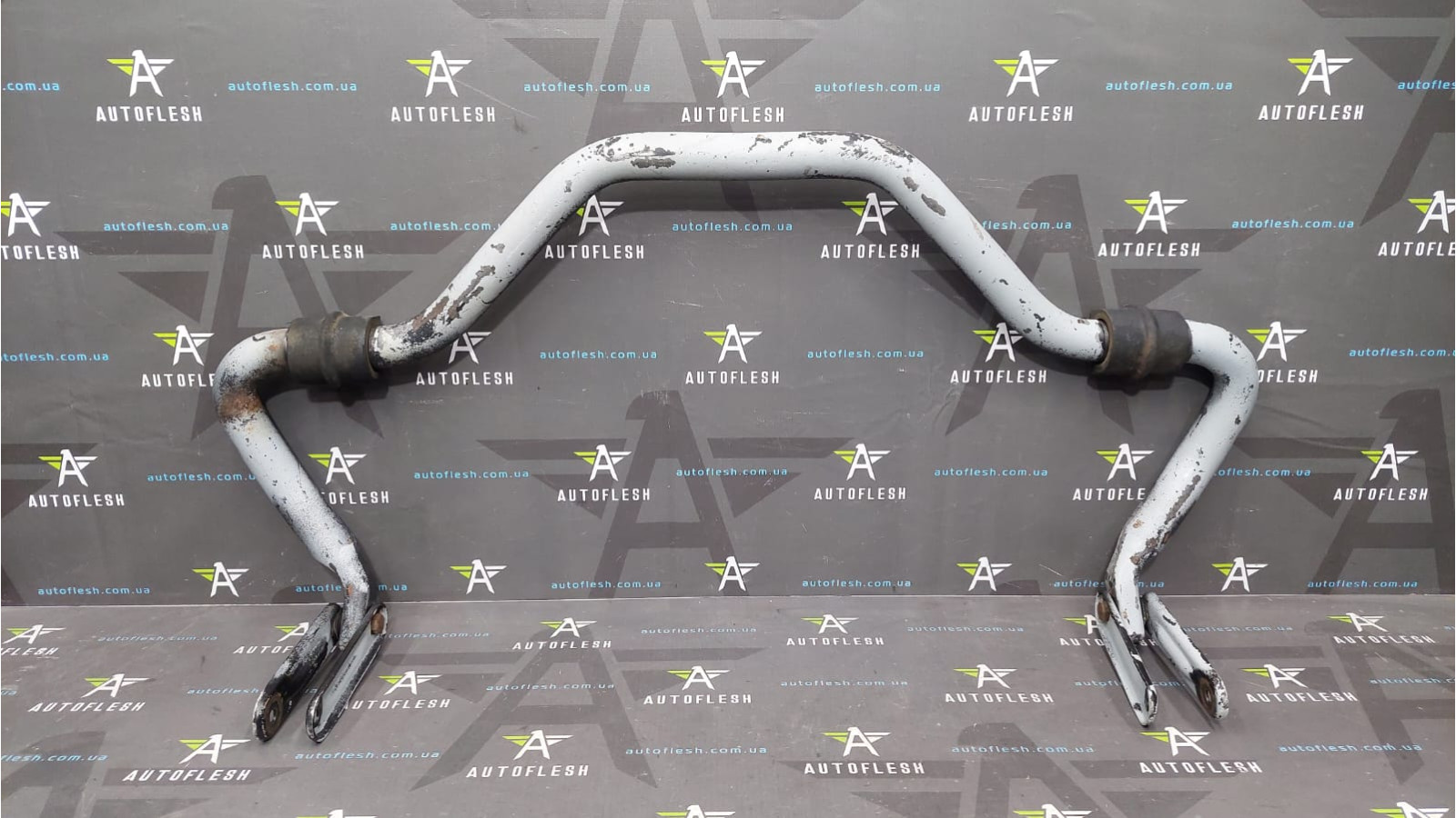 Стабилизатор задний A6673261065, 24мм Mercedes T2 609D Vario Rex бу Стабилизатор задний A6673261065, 24мм Mercedes T2 609D Vario Rex бу